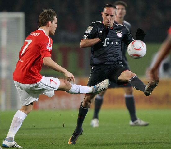 球在全球舞 球在全球舞